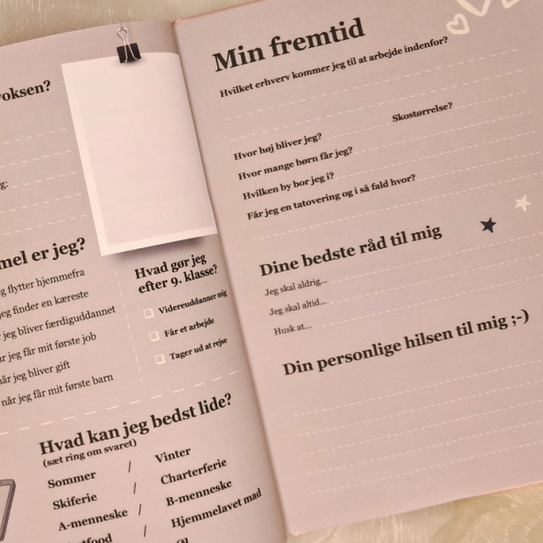 Falk &amp; Bille Gstebog Konfirmation - Beige m/ Grafik