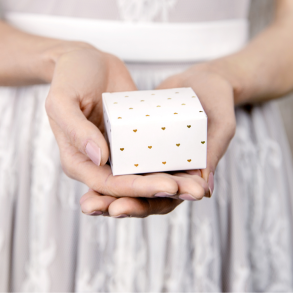 Hvid Gaveske M. Guldhjerter/ 10 Stk. 