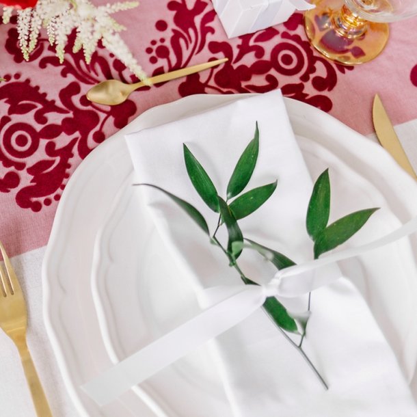 Hvide Stof Servietter 35 x 35 Cm./25 Stk. 