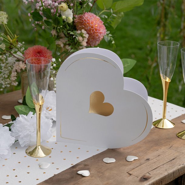 G�stebog "Little Heart" 24 x 26 cm. / Hvid